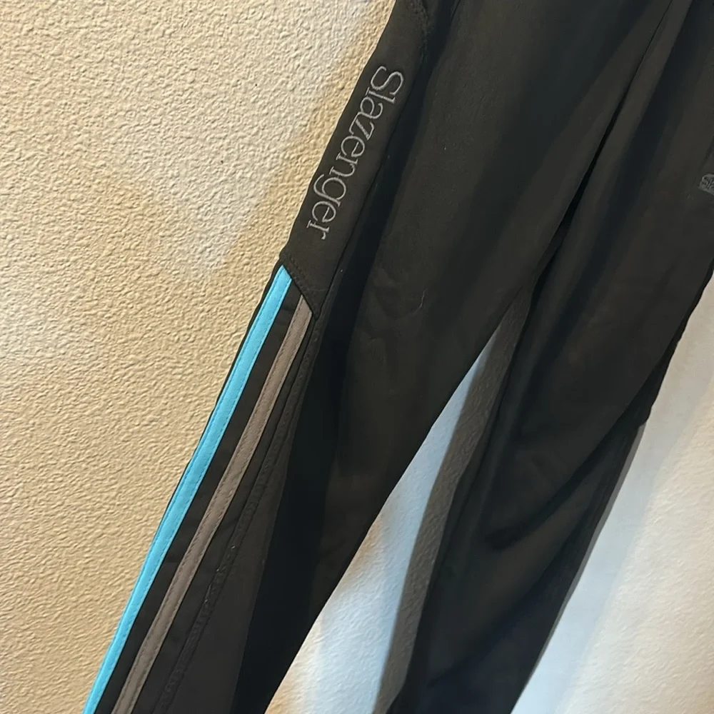 Slazenger black sweatpants size is listed fit like a medium